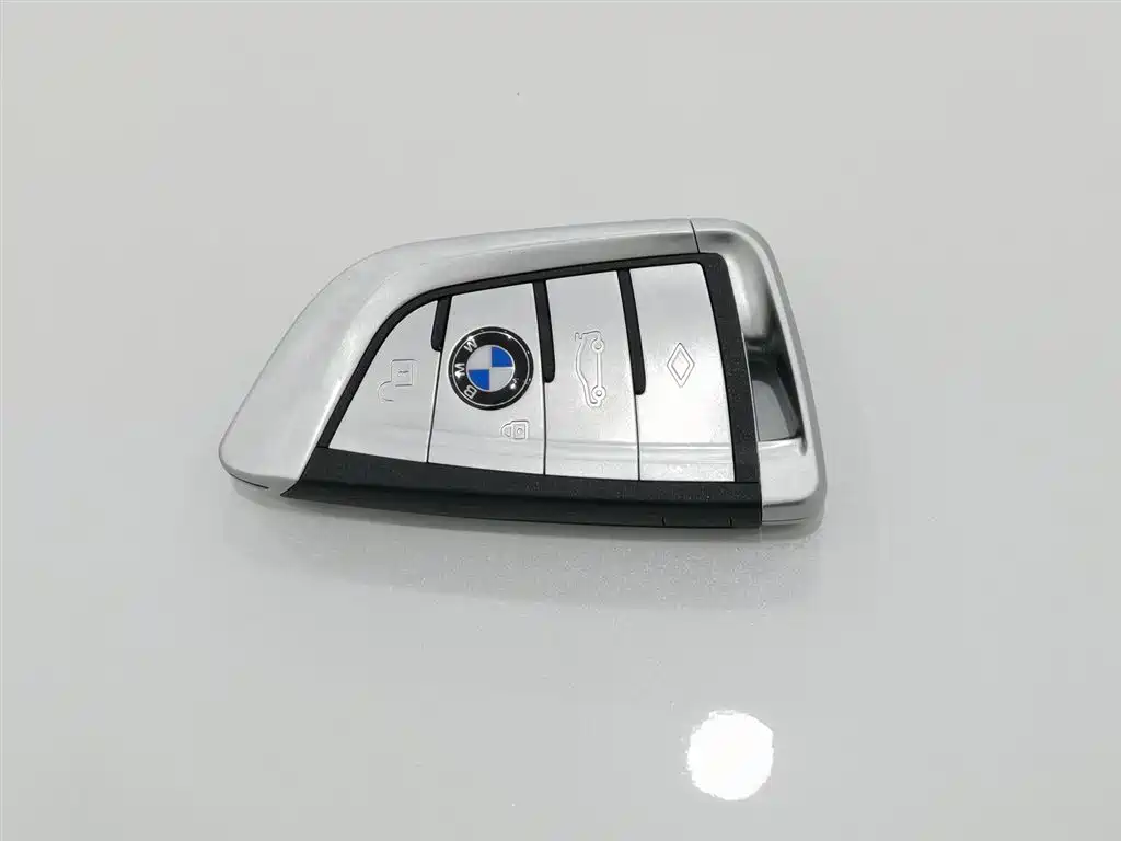 BMW 5 Series 2023 — фото 19