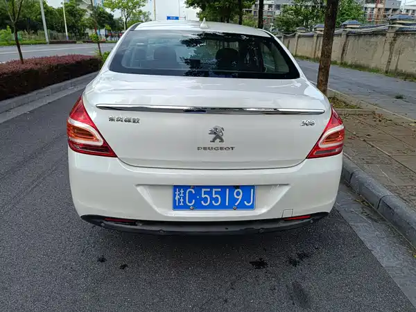 Peugeot 308 2016