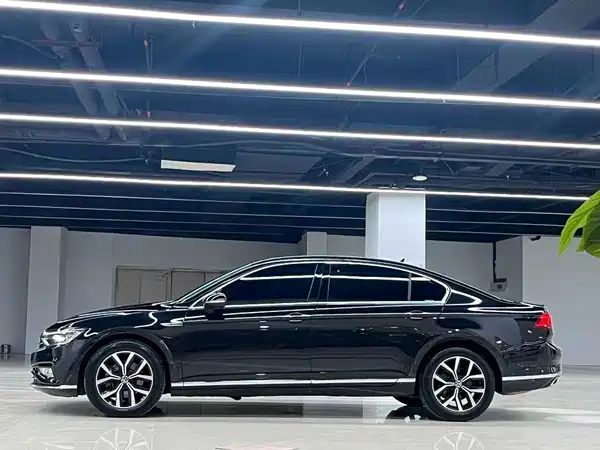 Volkswagen Magotan 2021
