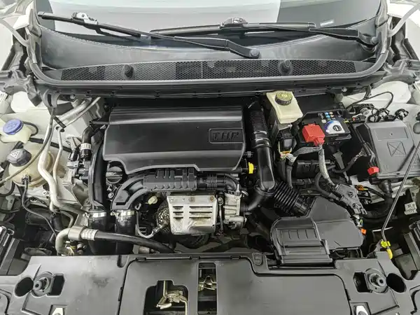 Peugeot 408 2016