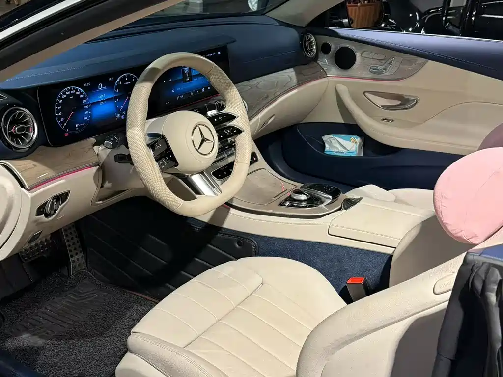 Mercedes-Benz E-Class 2024