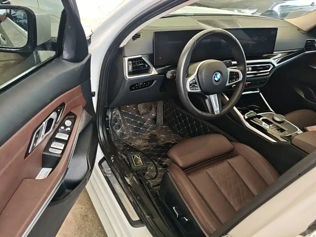 BMW i3 2024 — фото 16