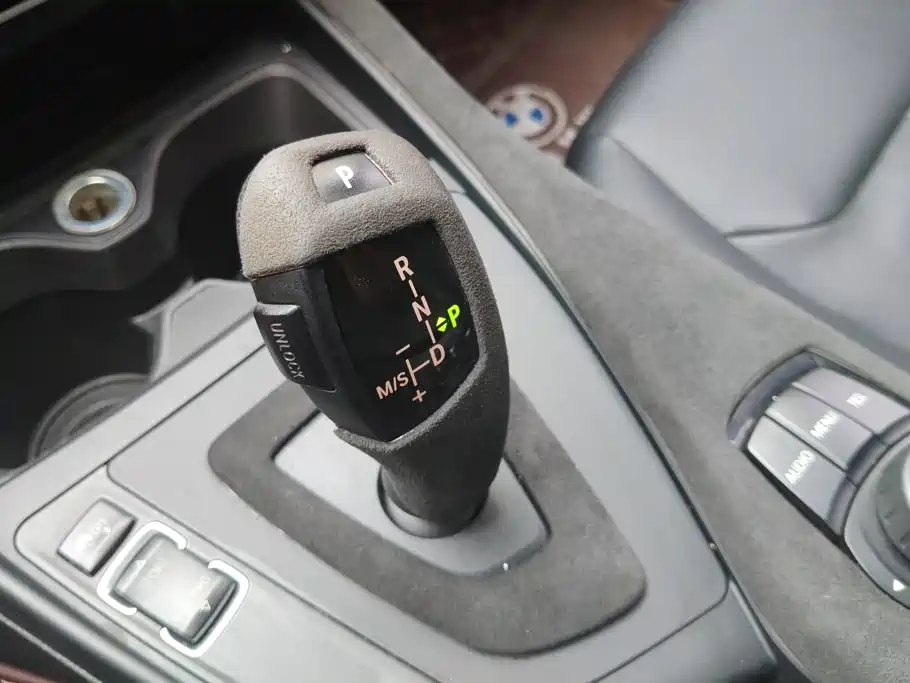 BMW 1 Series 2014 — фото 16