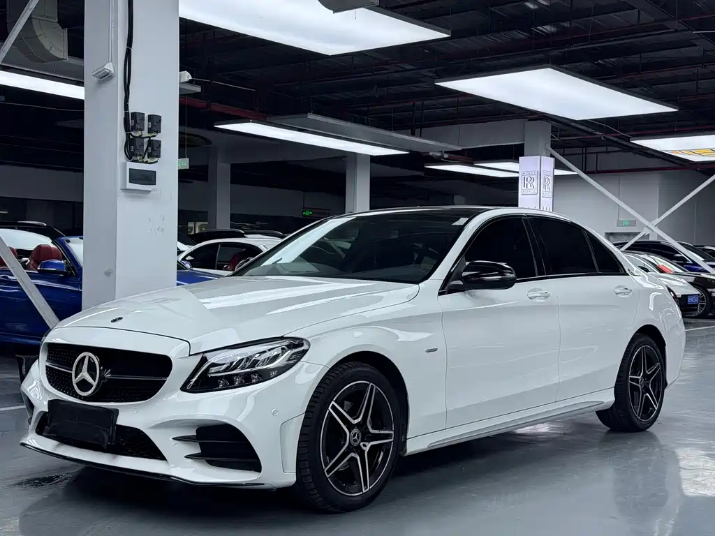 Mercedes-Benz C-Class 2021