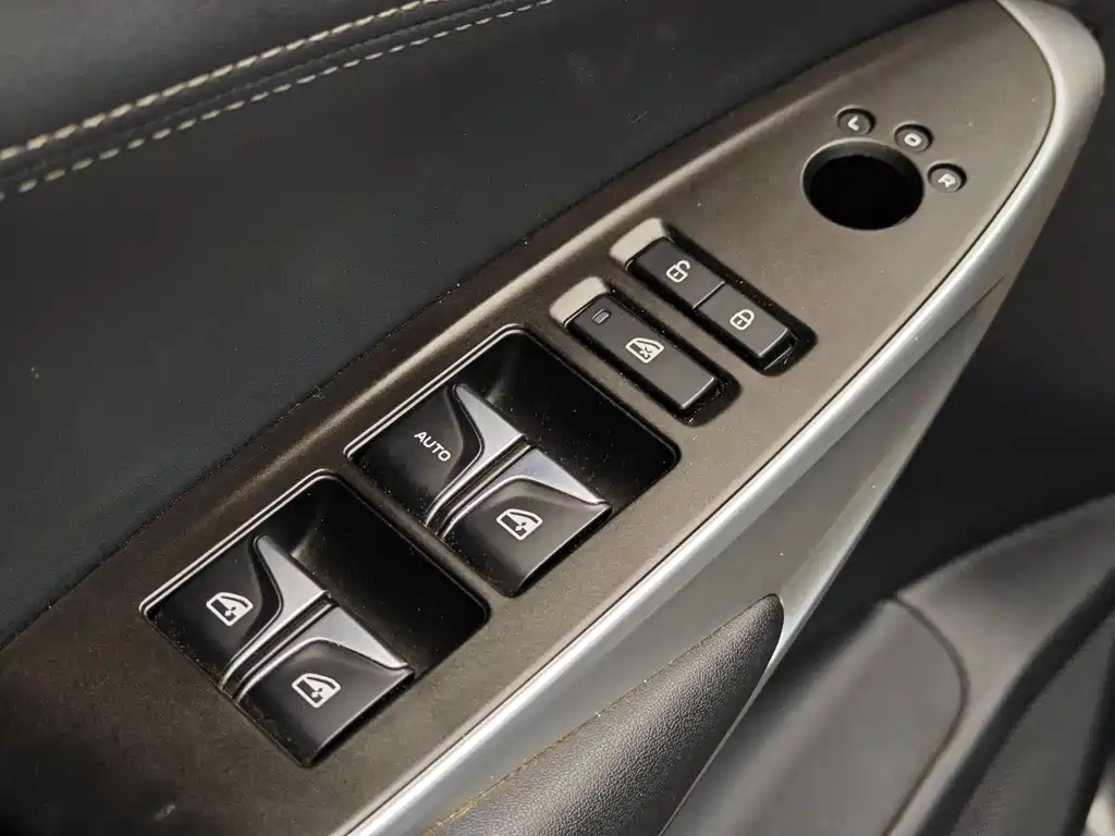 Changan CS75 PLUS 2021 — фото 10