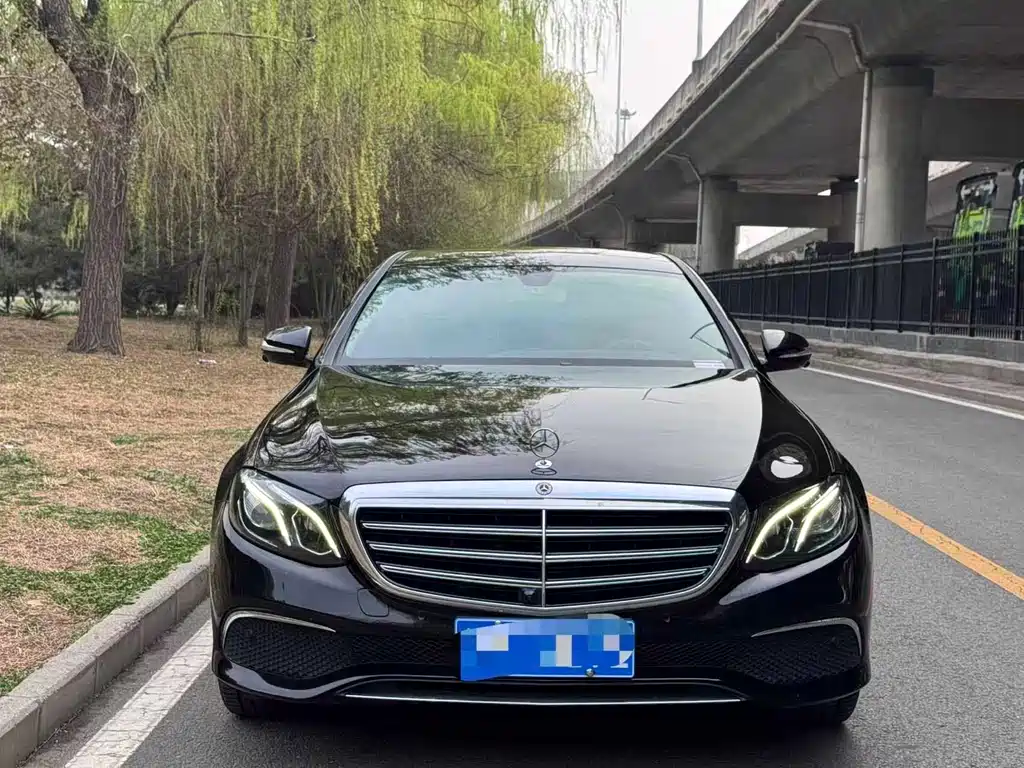 Mercedes-Benz E-Class 2019 — фото 2