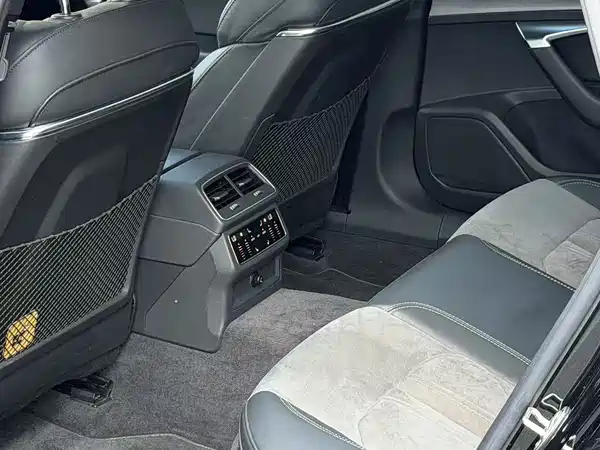 Audi A6L 2021