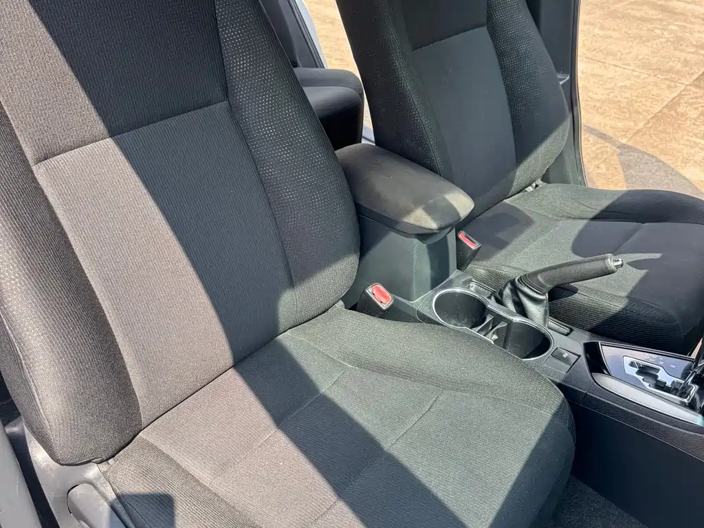 Toyota Corolla 2016 — фото 17