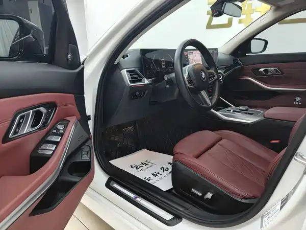 BMW 3 Series 2023