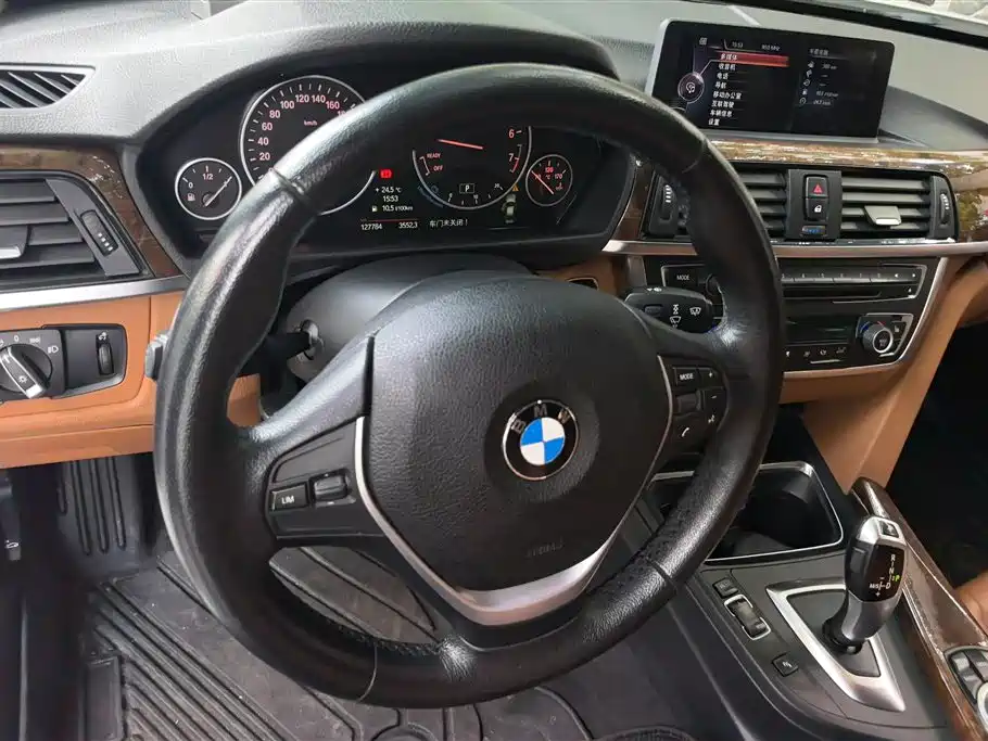 BMW 3 Series 2013 — фото 15