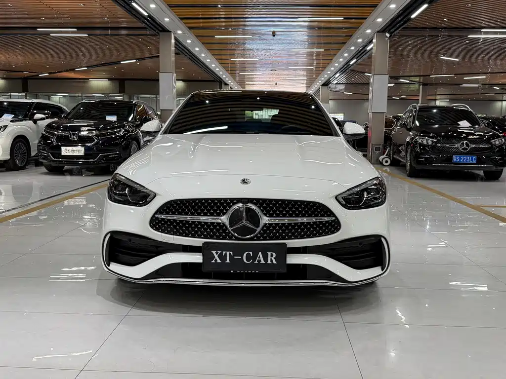 Mercedes-Benz C-Class 2024
