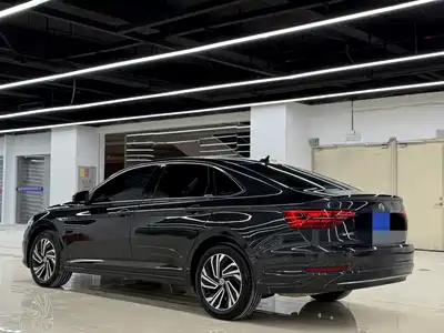 Volkswagen Sagitar 2022