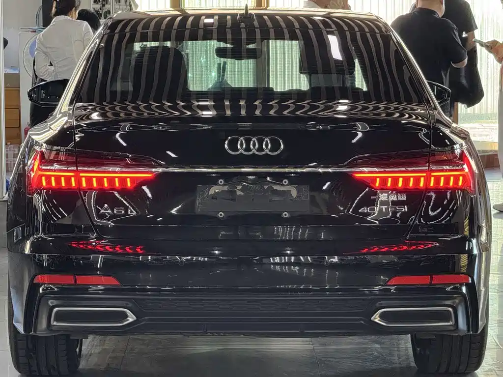 Audi A6L 2022