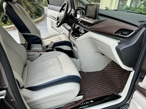 Buick GL8 2020