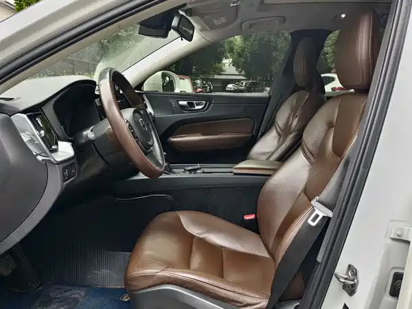 Volvo XC60 2019