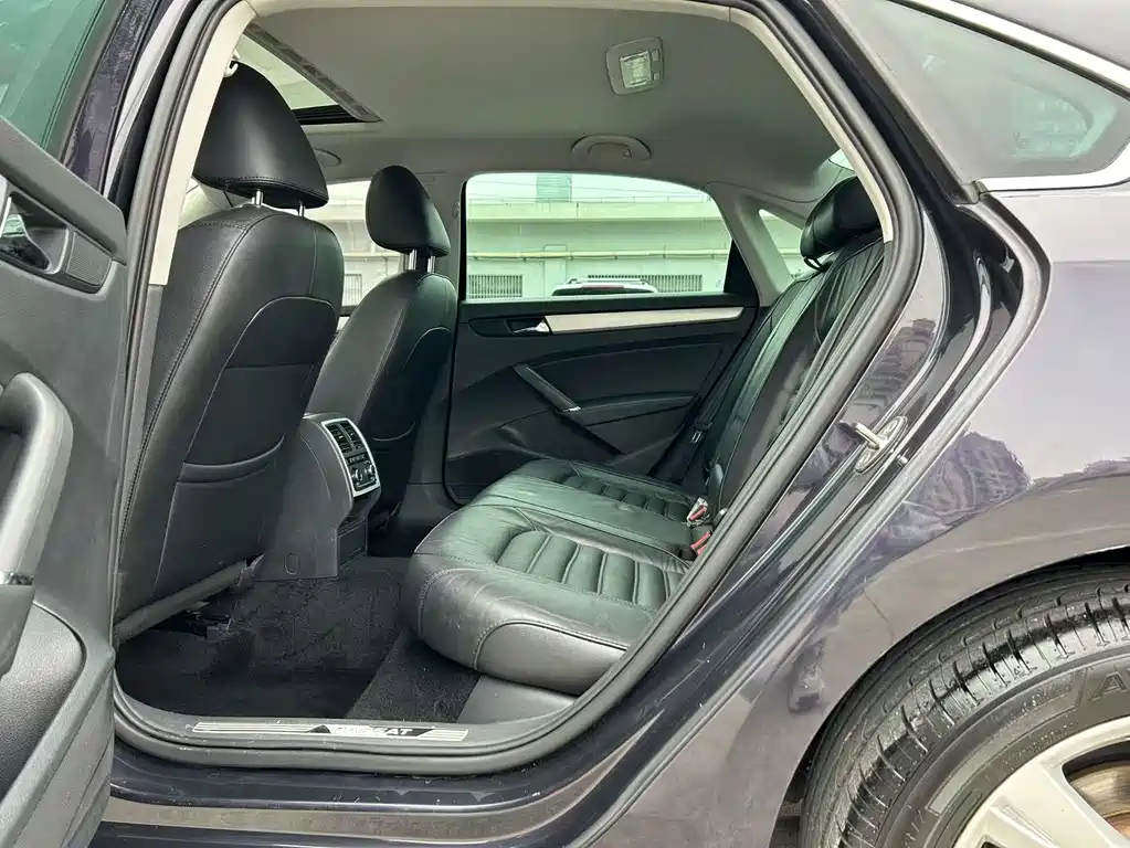 Volkswagen Passat 2015 — фото 6