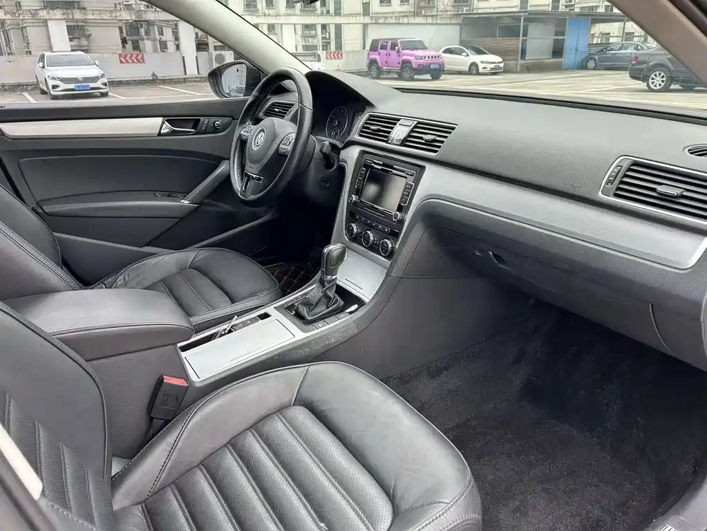 Volkswagen Passat 2015 — фото 15