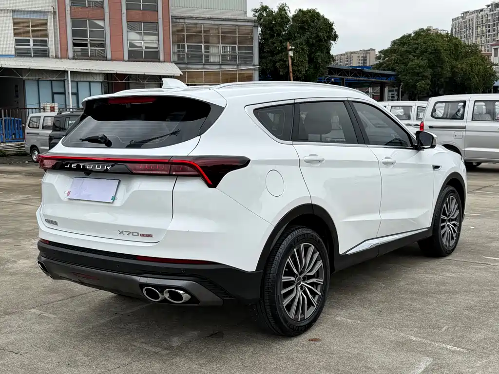 Jetour X70 PLUS 2024 — фото 16