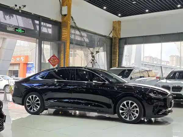 Lincoln Z 2025