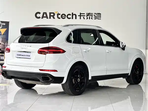 Porsche Cayenne 2016