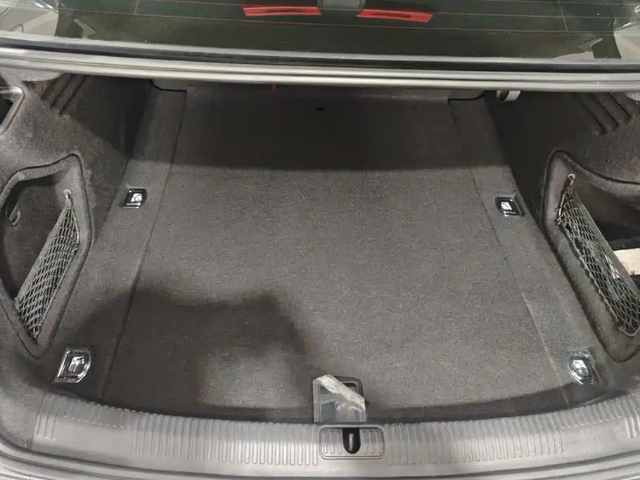 Audi A4L 2024