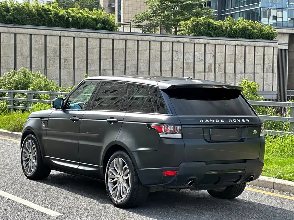 Land Rover Range Rover Sport 2014 — фото 5