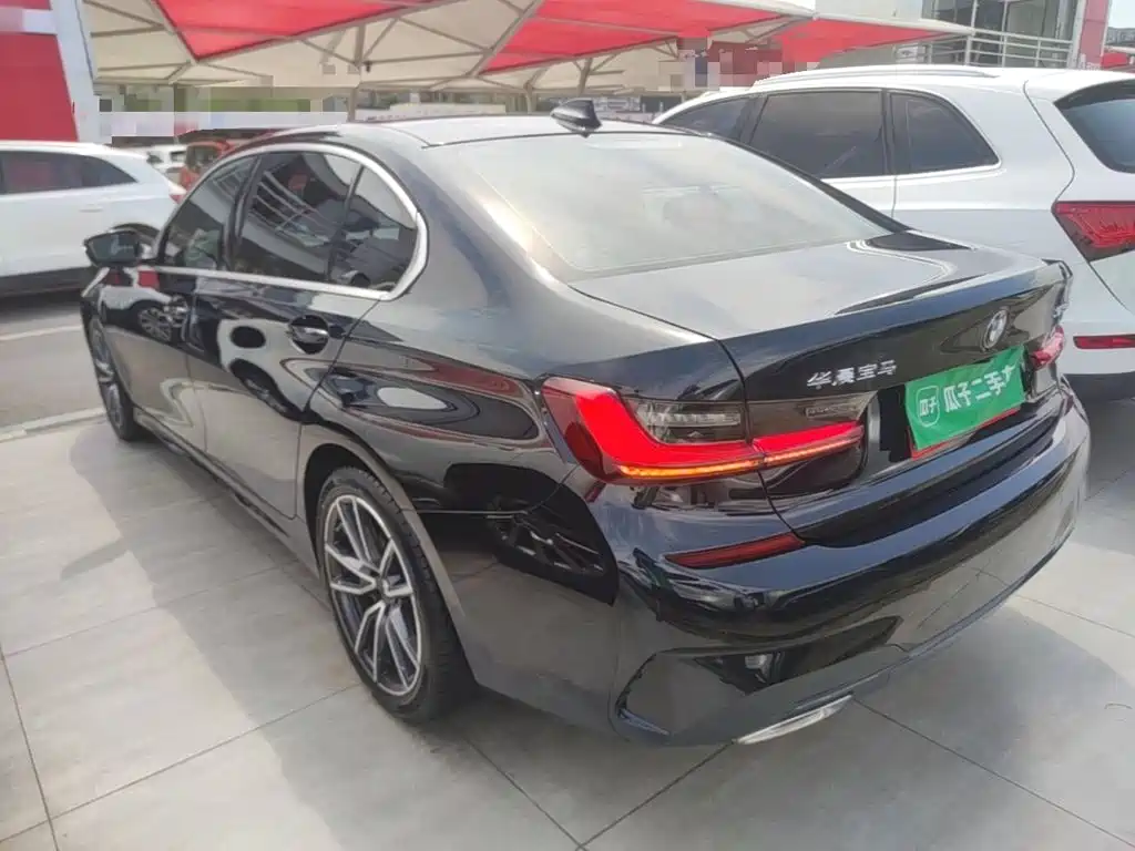 BMW 3 Series 2022