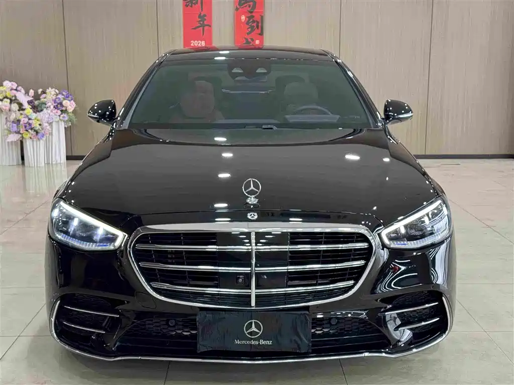 Mercedes-Benz S-Class 2024