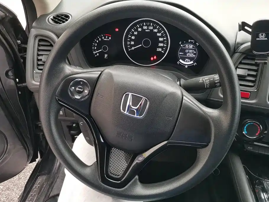 Honda Vezel 2015 — фото 15