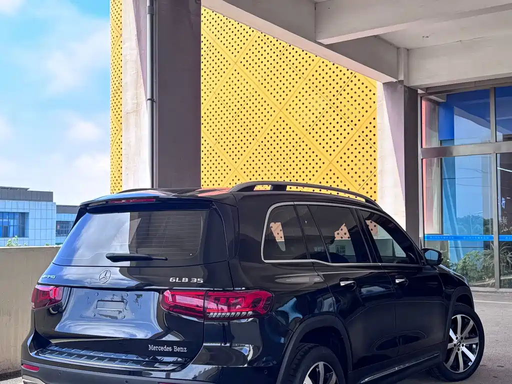 Mercedes-Benz GLB 2020