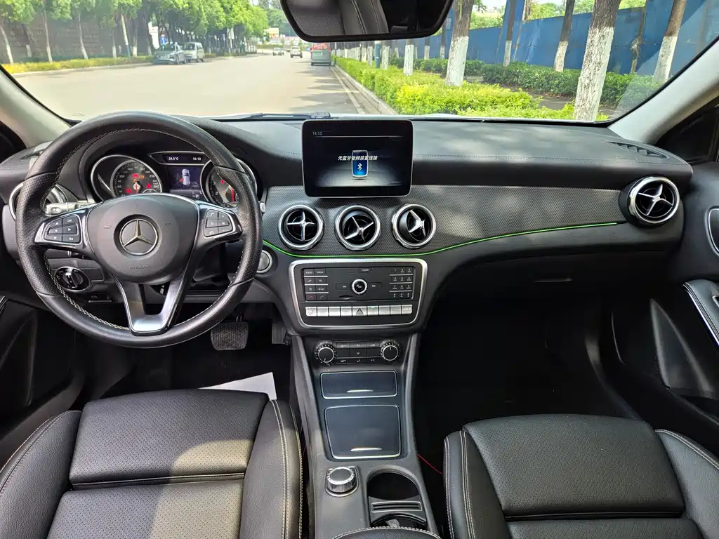 Mercedes-Benz GLA 2018 — фото 10