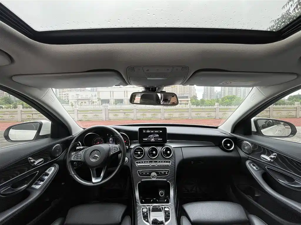 Mercedes-Benz C-Class 2018