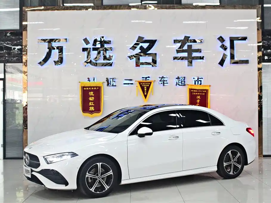 Mercedes-Benz A-Class 2023 — фото 1