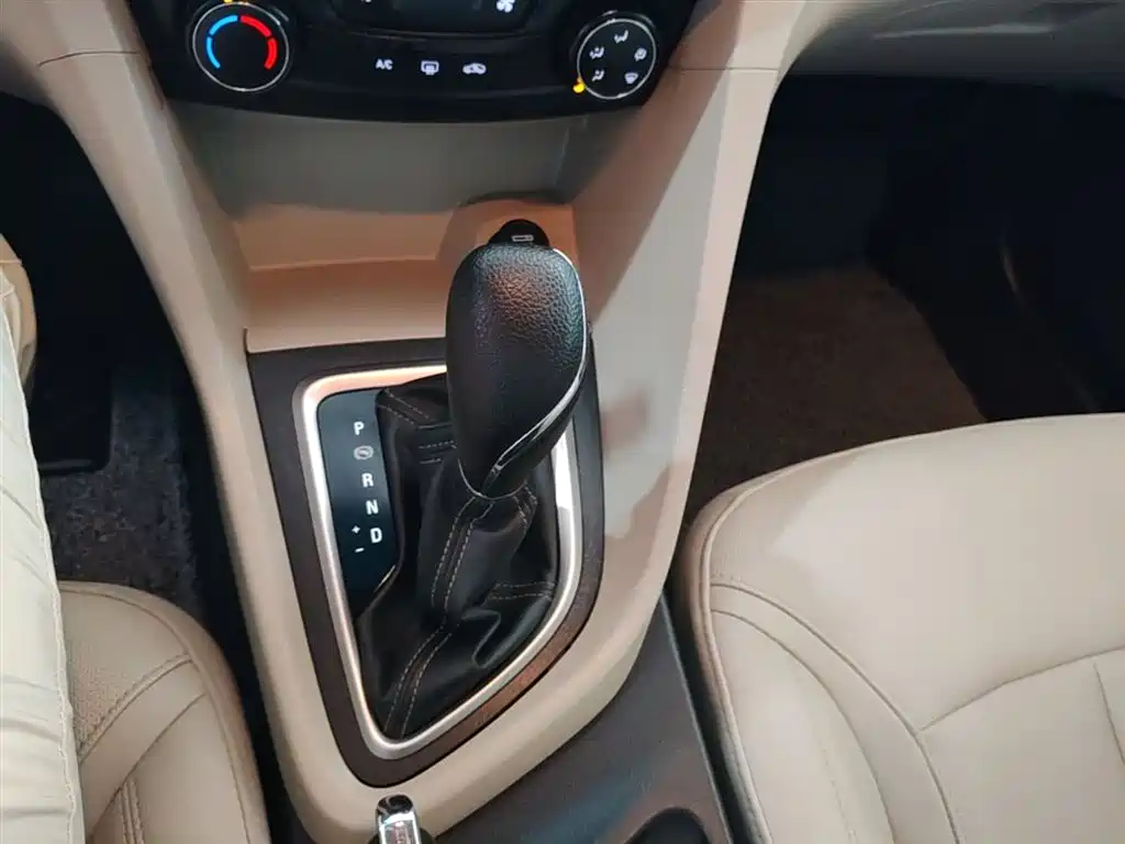 Buick Excelle 2020 — фото 14