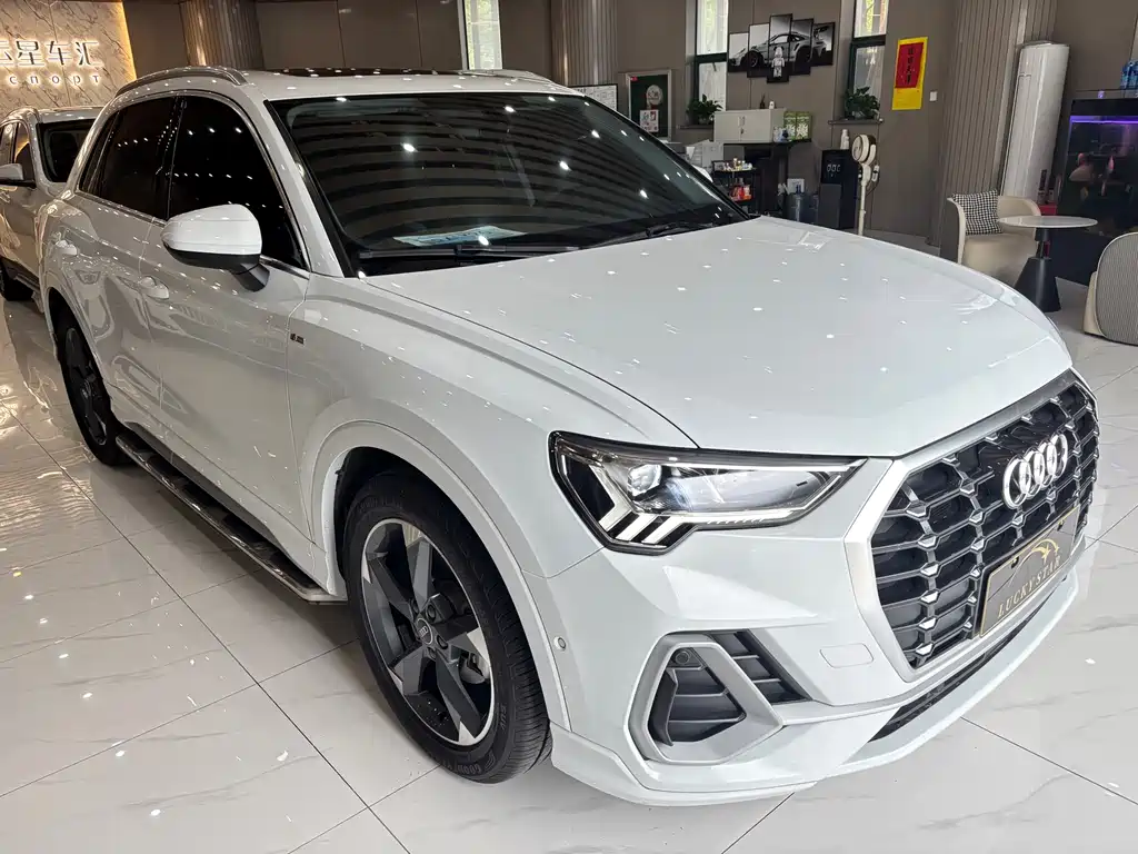 Audi Q3 2022