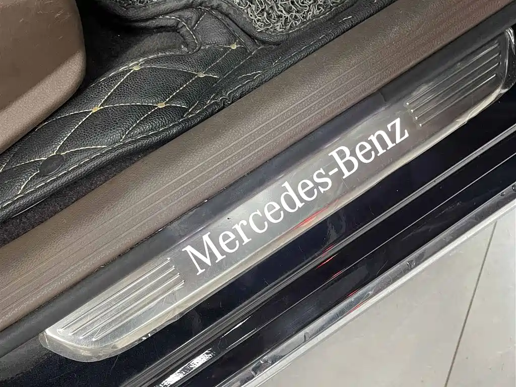 Mercedes-Benz E-Class 2020 — фото 14