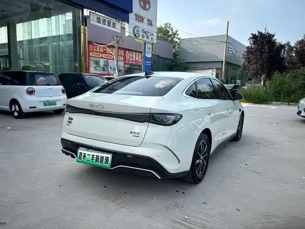 BYD Seal 06 2025