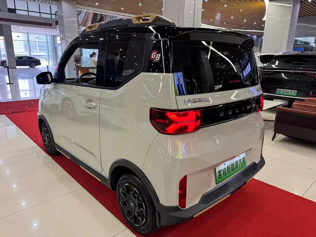 Wuling MINIEV 2022 — фото 6
