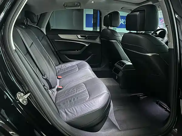 Audi A6L 2020