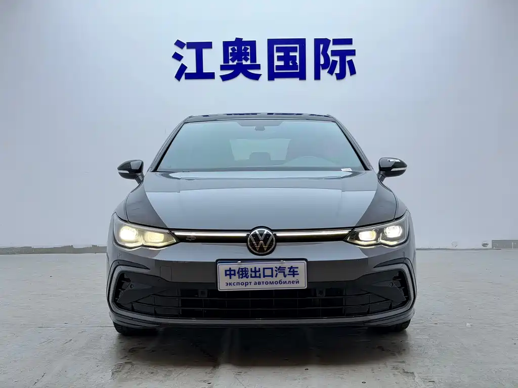 Volkswagen Golf 2023