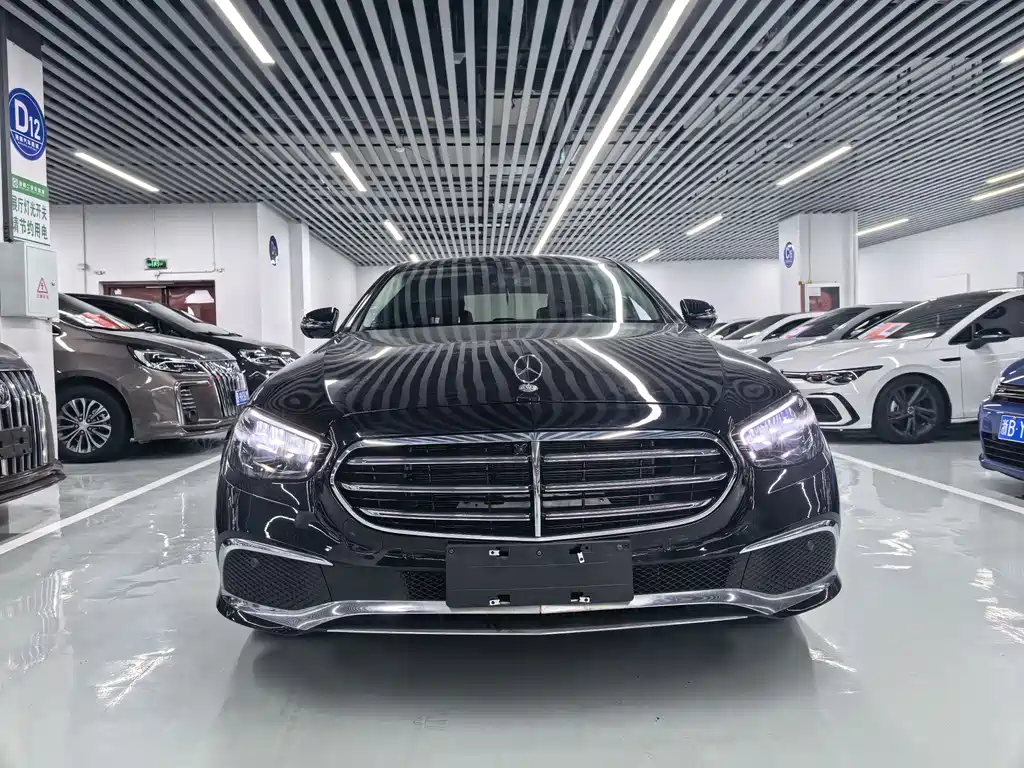 Mercedes-Benz E-Class 2022 — фото 2