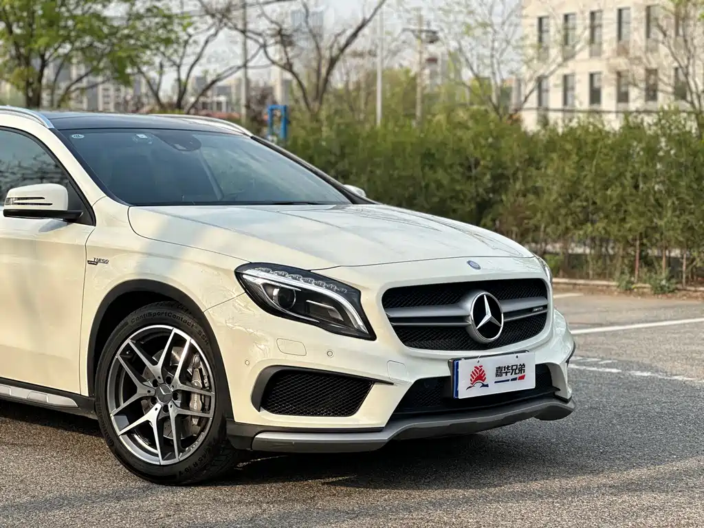 Mercedes-Benz GLA AMG 2015 — фото 5