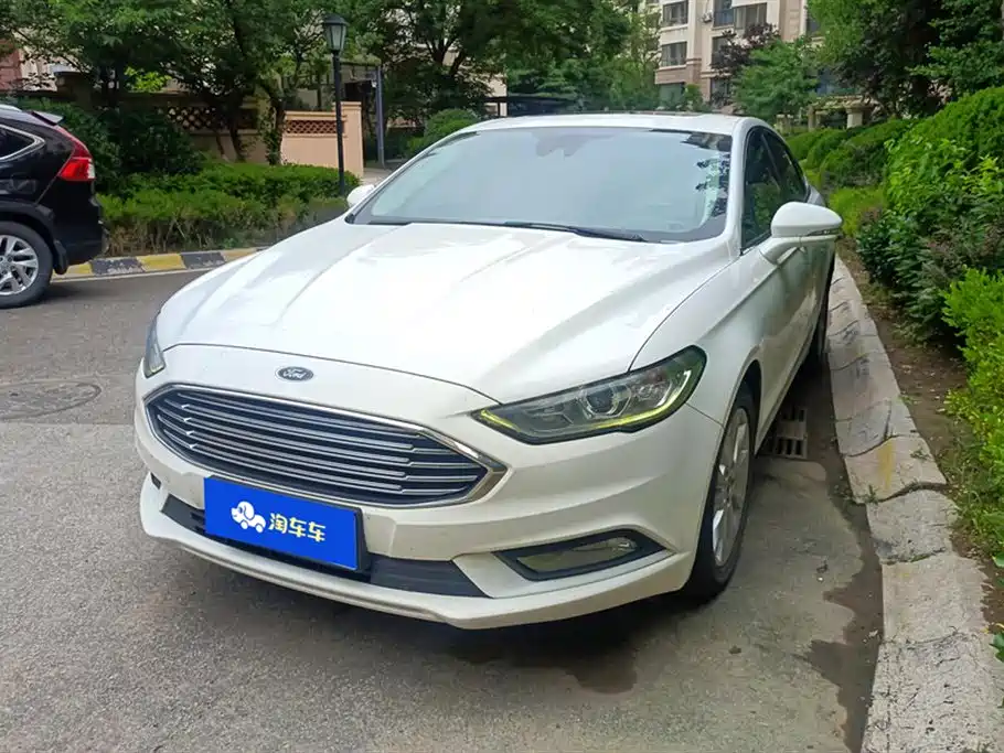Ford Mondeo 2017 — фото 1