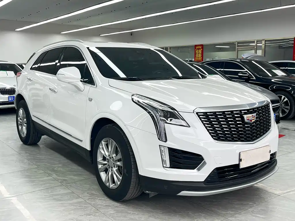 Cadillac XT5 2021 — фото 3