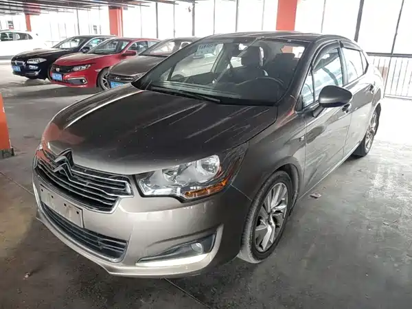 Citroën C4L 2014