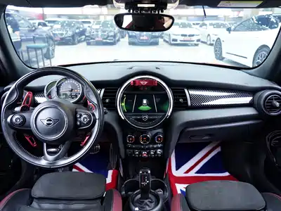 MINI MINI 2019