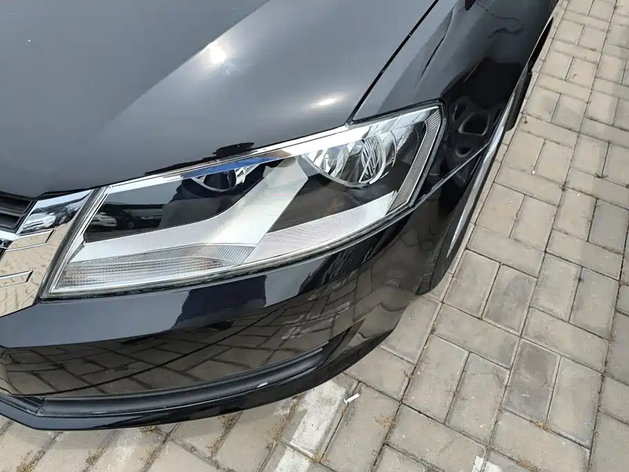 Volkswagen Lavida 2013