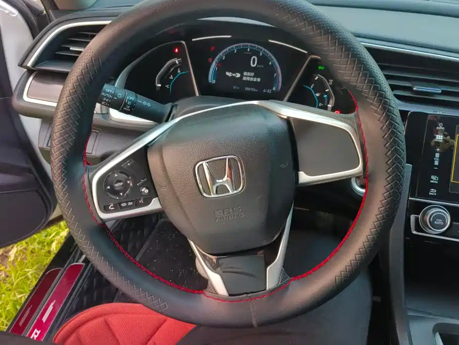 Honda Civic 2020 — фото 15
