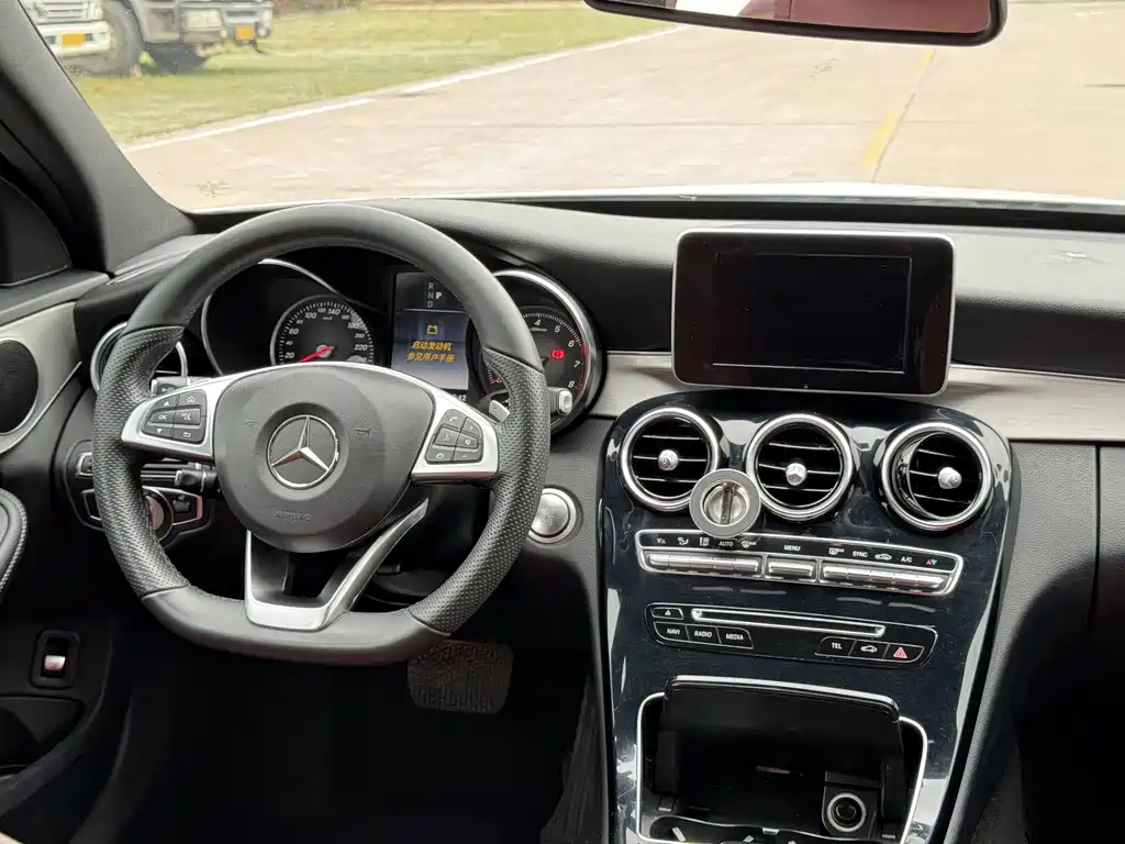Mercedes-Benz C-Class 2018 — фото 10