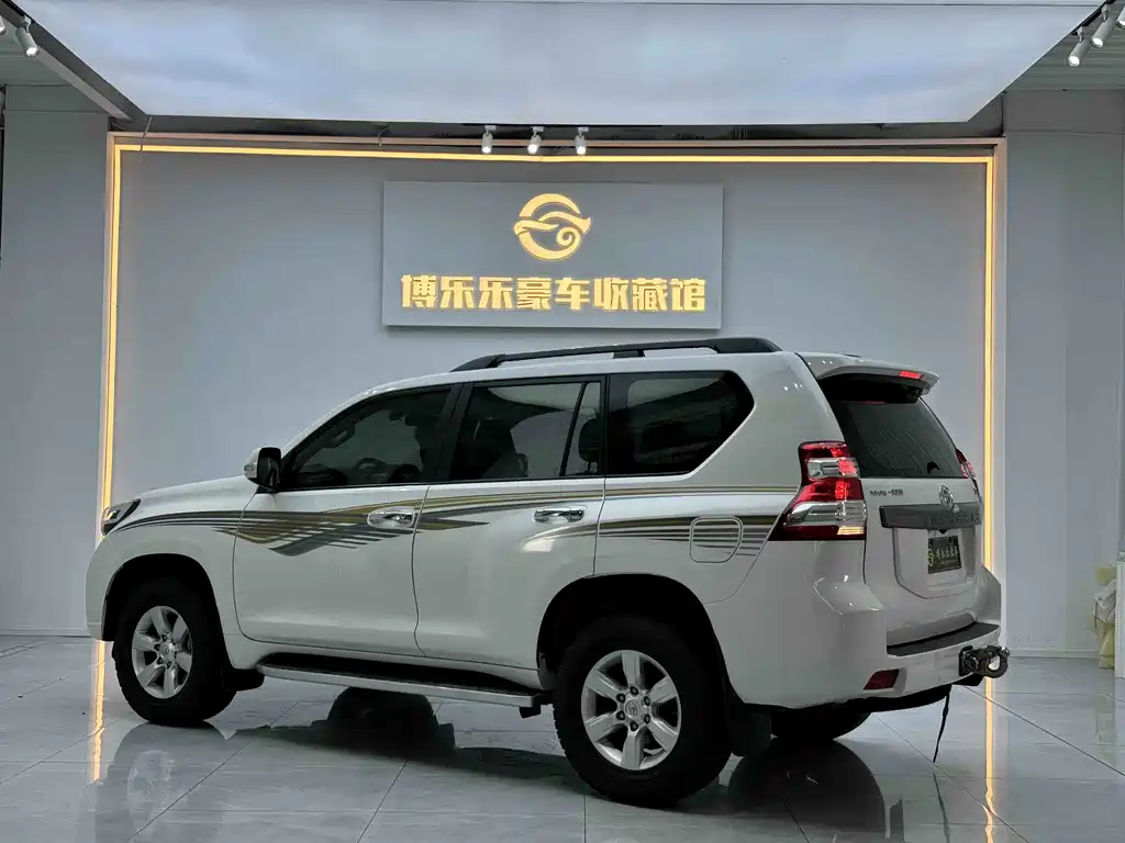 Toyota Prado 2016 — фото 17